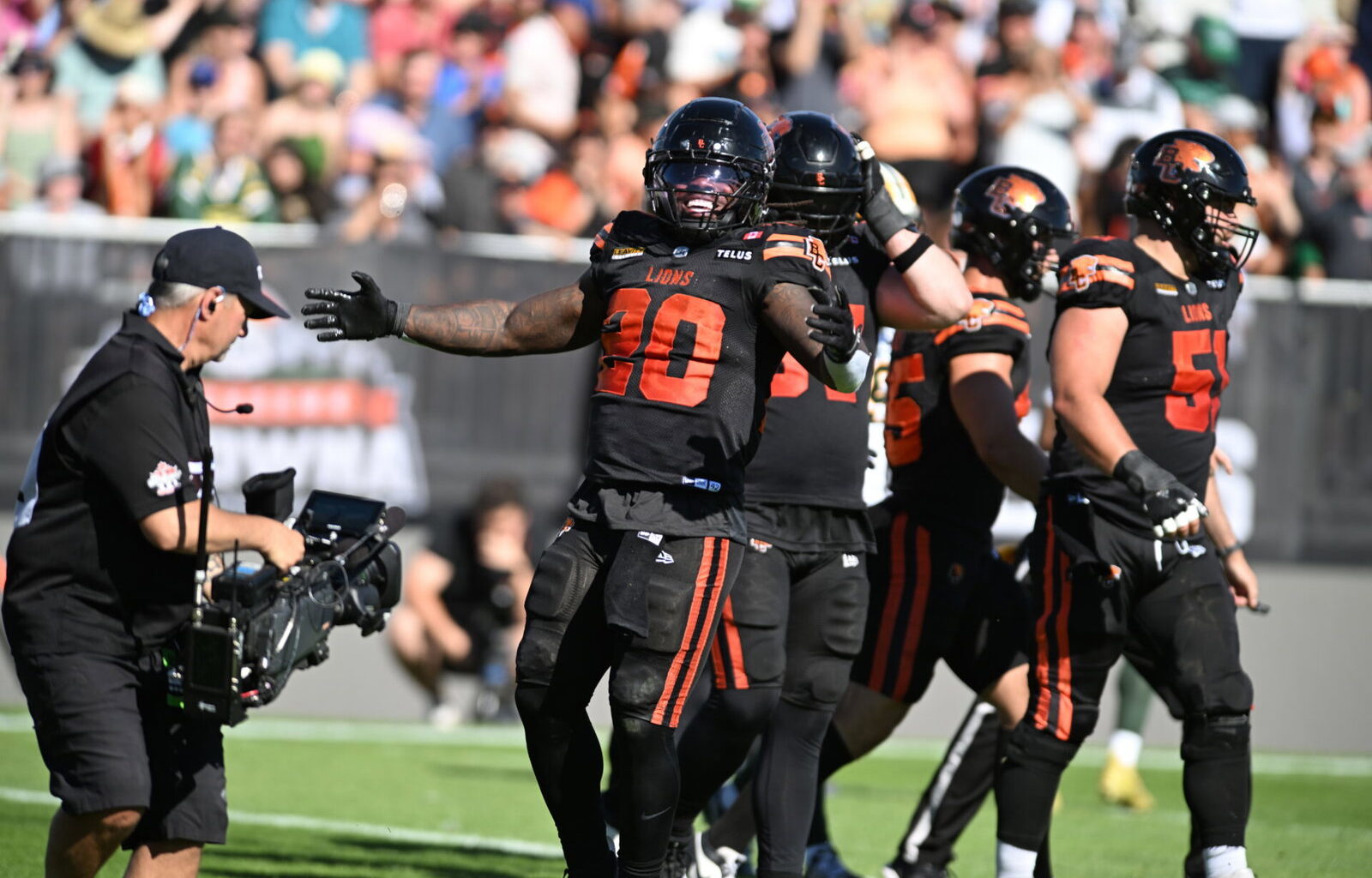 B.C. Lions bob for Apple Bowl redemption, bite Edmonton Elks in Kelowna (& 12 other thoughts)