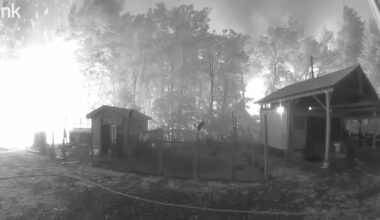 Doorbell video shows wildfire roaring toward B.C. couple’s farmhouse near Boston Bar - CTV News