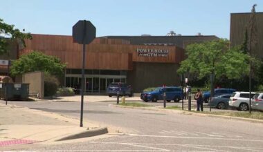 Police investigating shooting at Fairlane Town Center in Dearborn