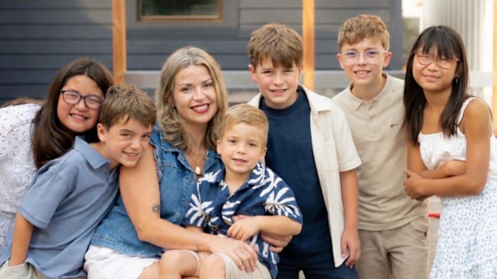 Michigan dad killed wife, their 6 kids in murder-suicide at burning home, sheriff says