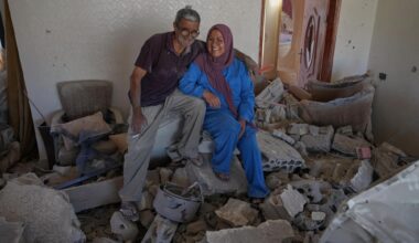 Lebanese couple is among those returning to shattered homes under deal