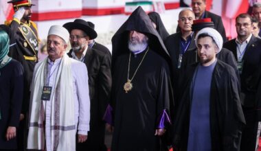 Mourning of slain supreme leader enters second day in Iran