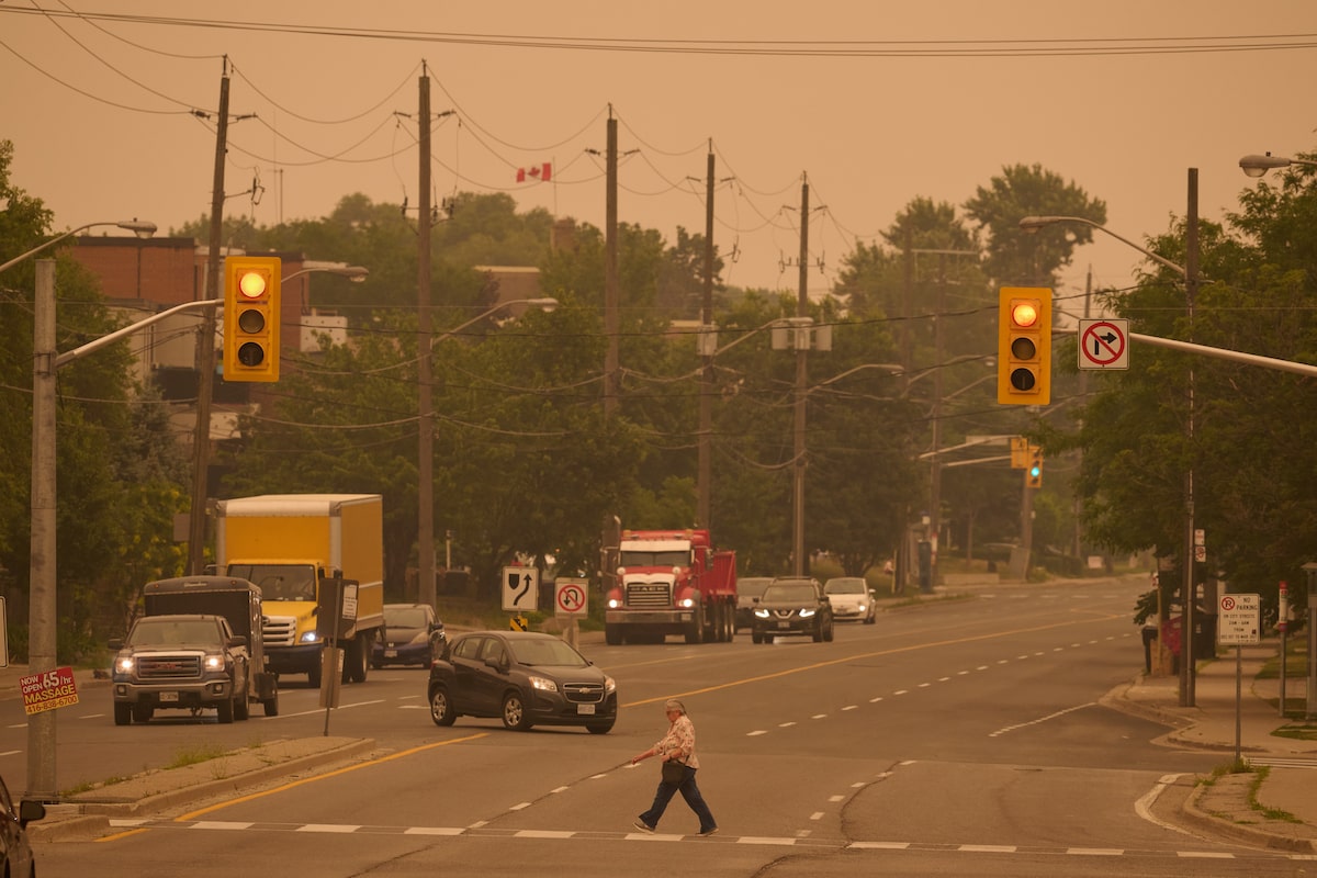 Fires across northwestern Ontario force evacuations, trigger air quality warnings