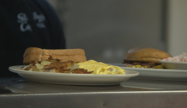 Lincoln restaurants pull menu items temporarily in midst of cyclosporiasis outbreak