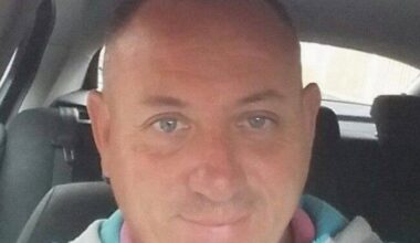 Southport taxi driver who waited 50 minutes before calling 999 loses licence | News UK
