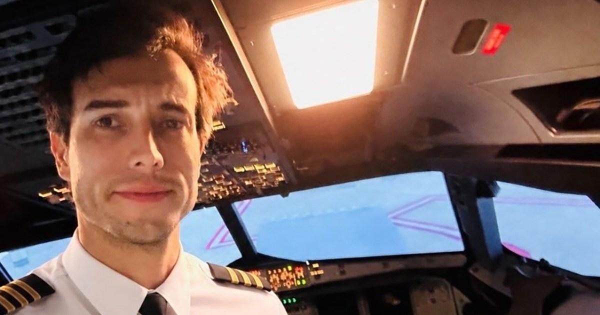 Student pilot forced to land plane alone after instructor 'jumps to his death mid-flight' | News World