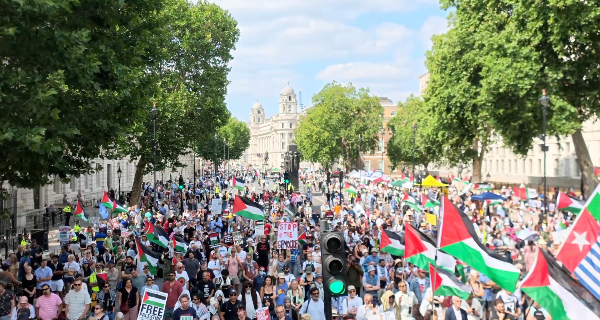 Thousands rally in London in support of Gaza, demand new PM take action | Israel-Palestine conflict News