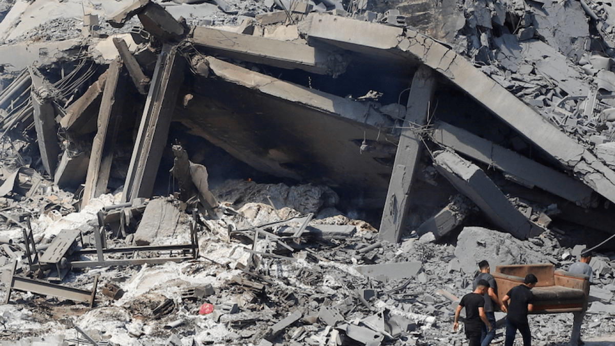 Trump announces Hamas to disarm paving way for Israel to withdraw from Gaza | Donald Trump