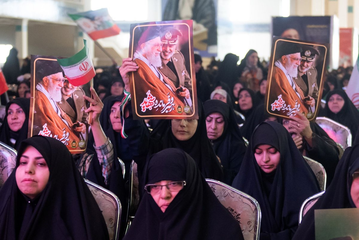 U.S.-Iran talks halt for Iranian leader’s funeral