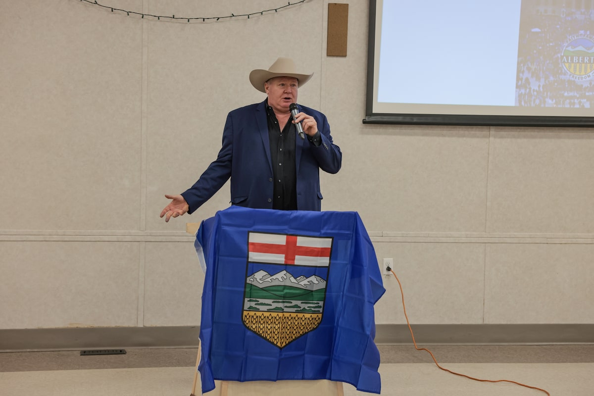 Judge extends asset freeze in First Nation’s lawsuit against separatist lawyer Jeffrey Rath