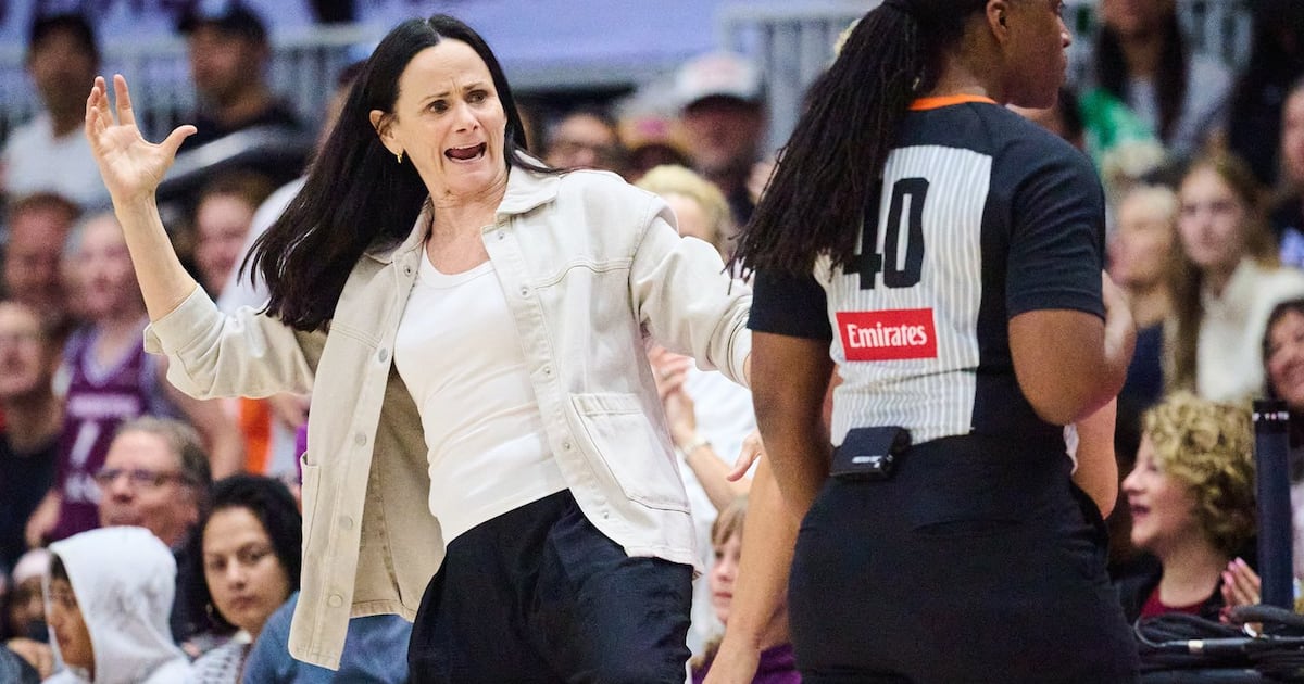 Angel Reese accepts Toronto coach Sandy Brondello's apology for inappropriate comment