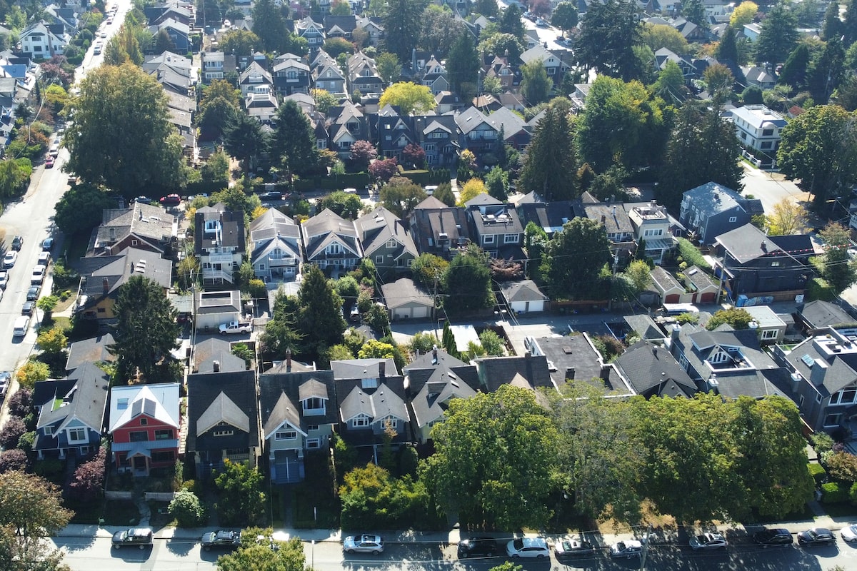 CMHC forecasts lower homebuilding over next two years