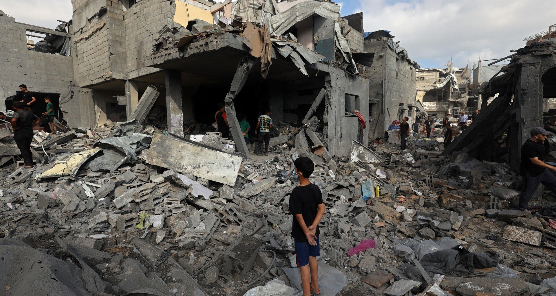 Israeli attacks kill at least five Palestinians in Gaza despite ‘ceasefire’ | Israel-Palestine conflict News