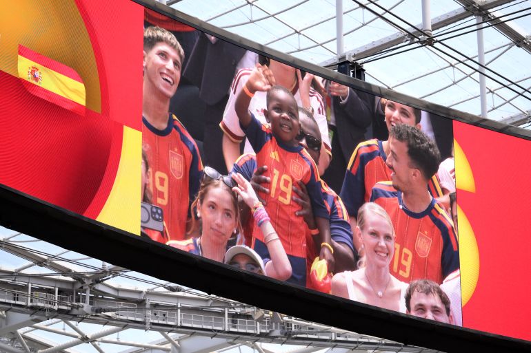 INGLEWOOD, CALIFORNIA - JULY 10: Keyne, the little brother of Lamine Yamal #19 of Spain, is seen on the screen during the FIFA World Cup 2026 Quarter Final match between Spain and Belgium at Los Angeles Stadium on July 10, 2026 in Inglewood, California. David Ramos/Getty Images/AFP (Photo by David Ramos / GETTY IMAGES NORTH AMERICA / Getty Images via AFP)