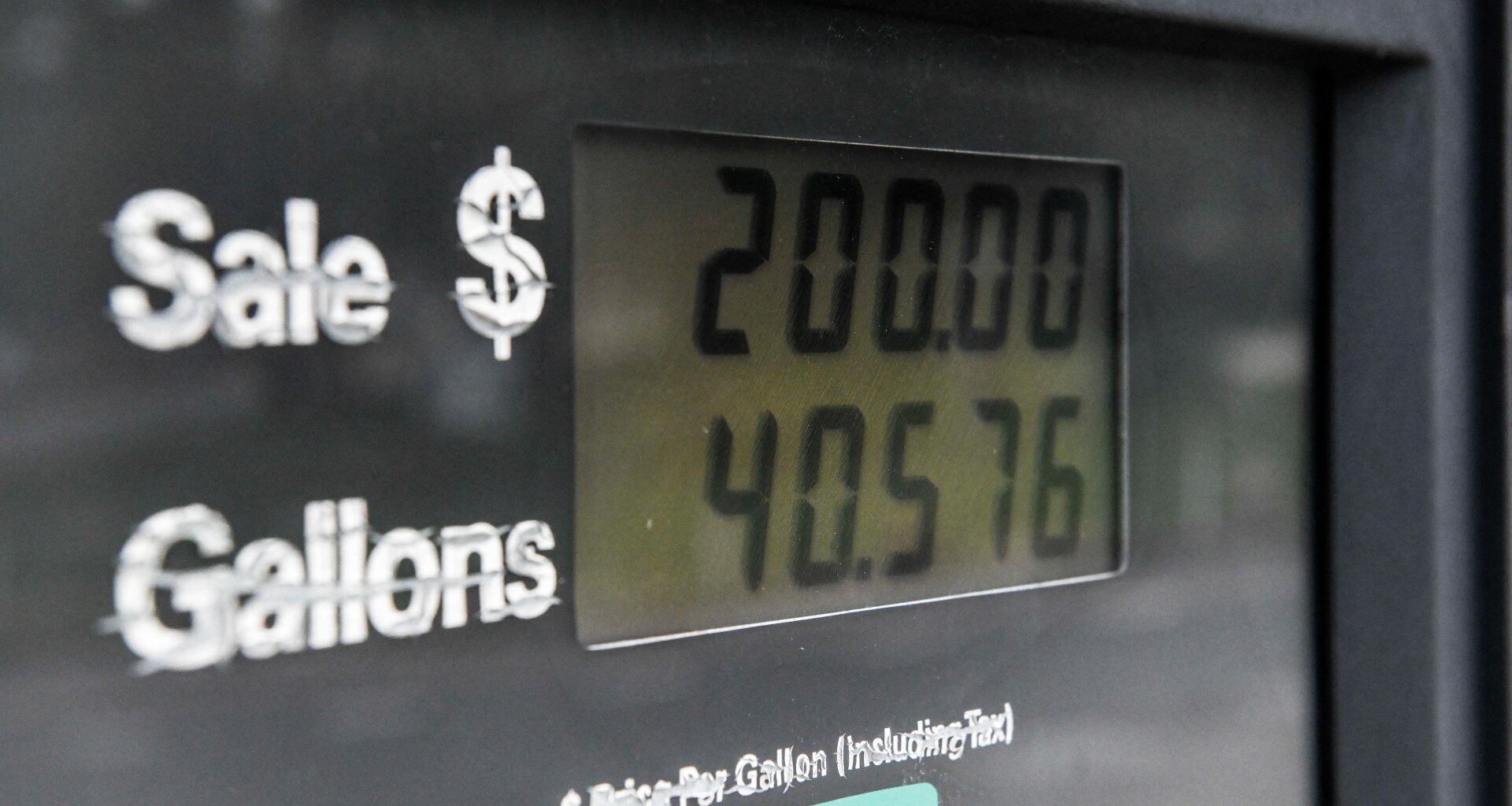 Petrol prices climb as US–Iran tensions disrupt markets | Inflation News