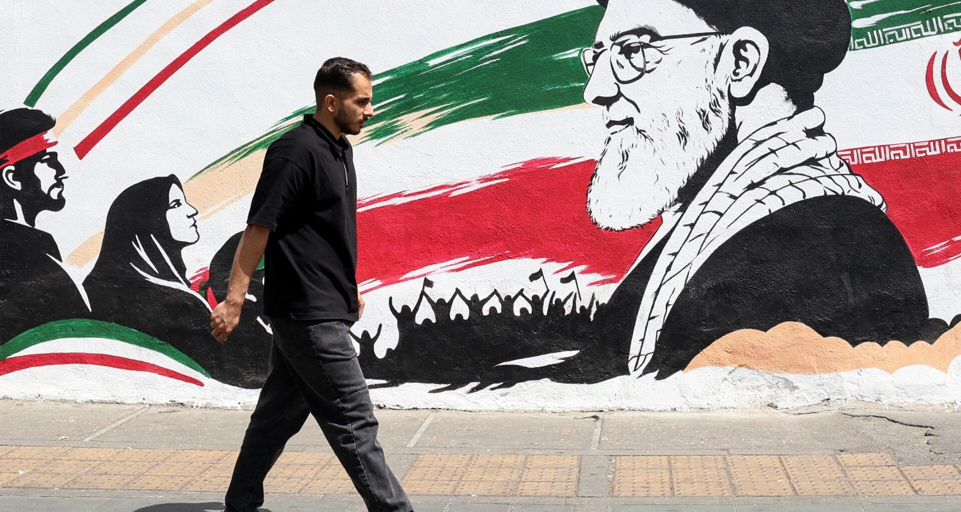 Iran blames US for Hormuz dispute as both sides confirm ongoing talks | US-Israel war on Iran News
