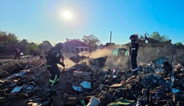 Russia and Ukraine report casualties as they continue to trade attacks | Russia-Ukraine war News