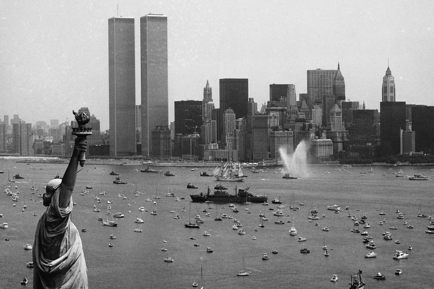 New York celebrated the bicentennial with a parade of ships, called