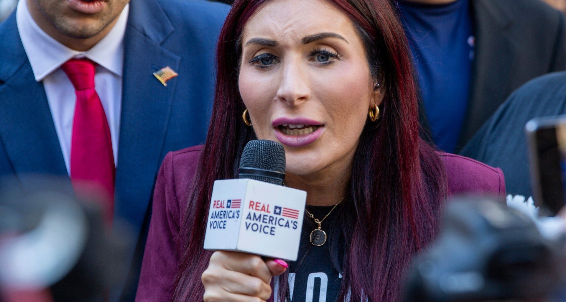 Ukraine’s Zelenskyy meets with far-right US activist Laura Loomer | Donald Trump News