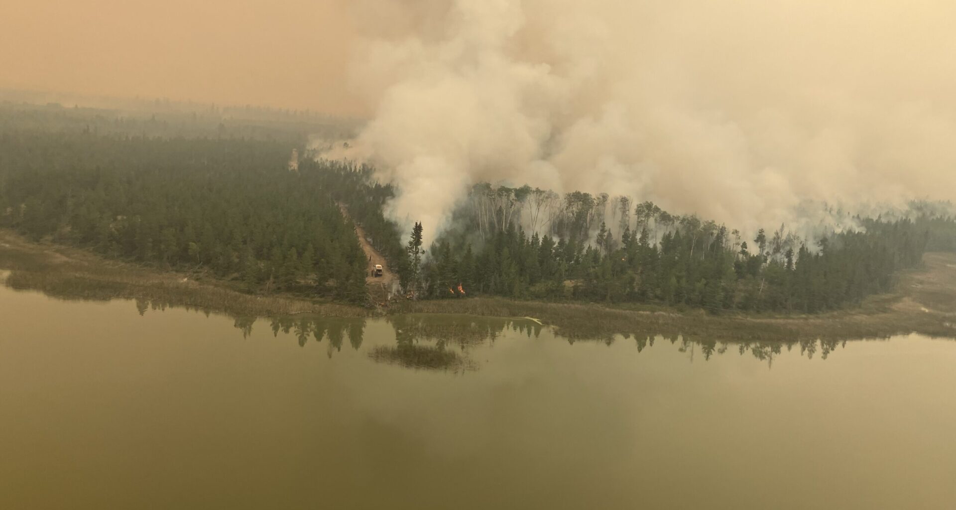 BC Hydro warns of province-wide power outages during wildfires