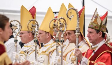 Pope excommunicates 500,000 Catholics from ultra-conservative rebel sect
