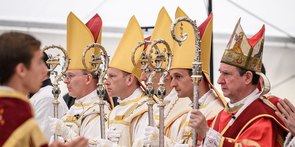 Pope excommunicates 500,000 Catholics from ultra-conservative rebel sect