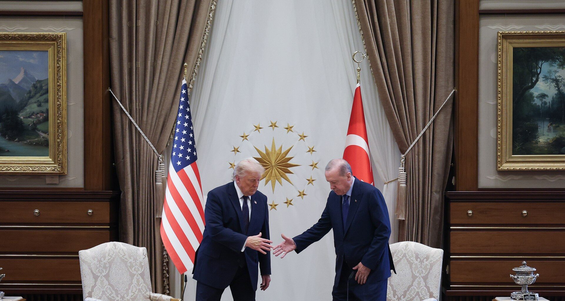 Trump lashes out at NATO as first day of summit wraps in Turkiye | Politics News