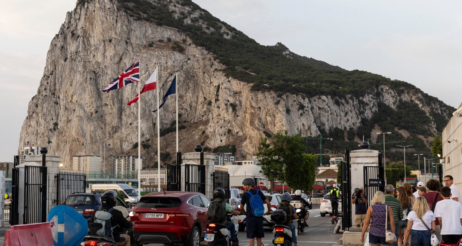 Gibraltar border controls lifted: Is it part of Schengen, the UK – or both? | Border Disputes News