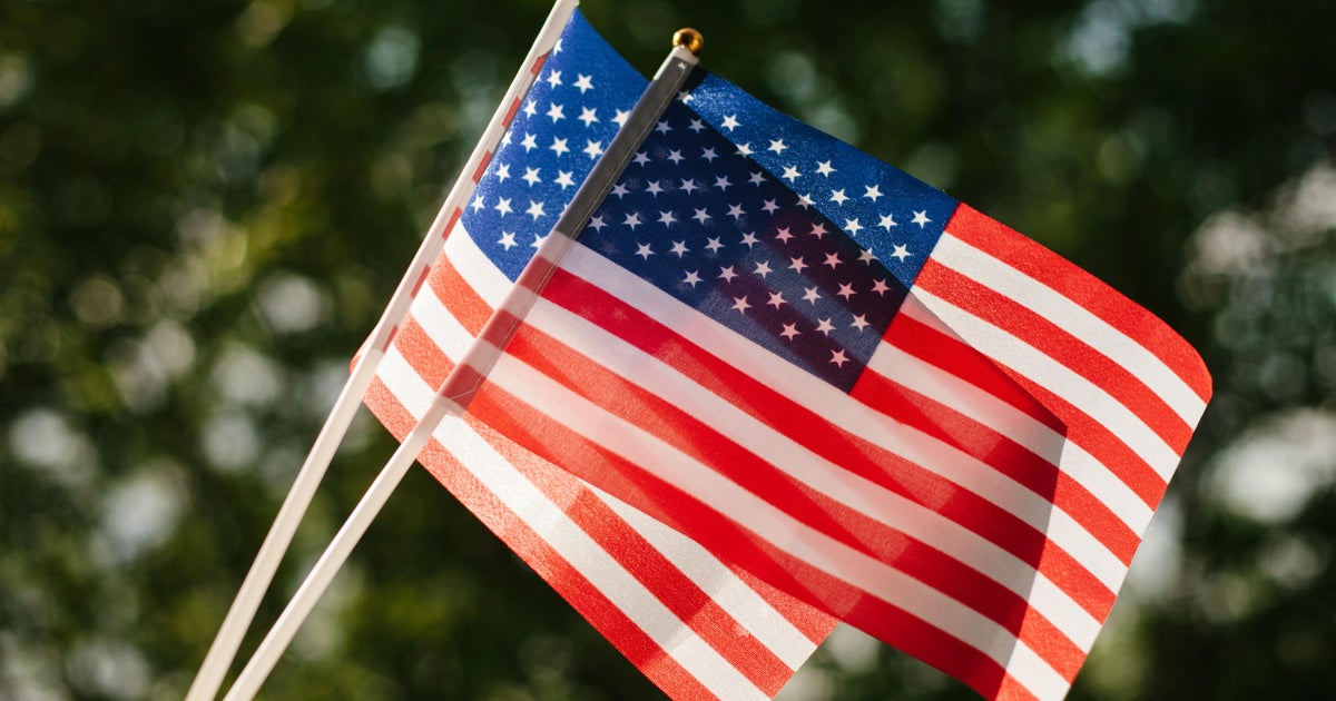 What's open and closed on July 3 and July 4? See which stores are operating.