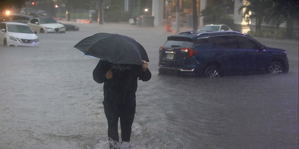 Timeline: When you will see first impacts from Tropical Storm Bertha