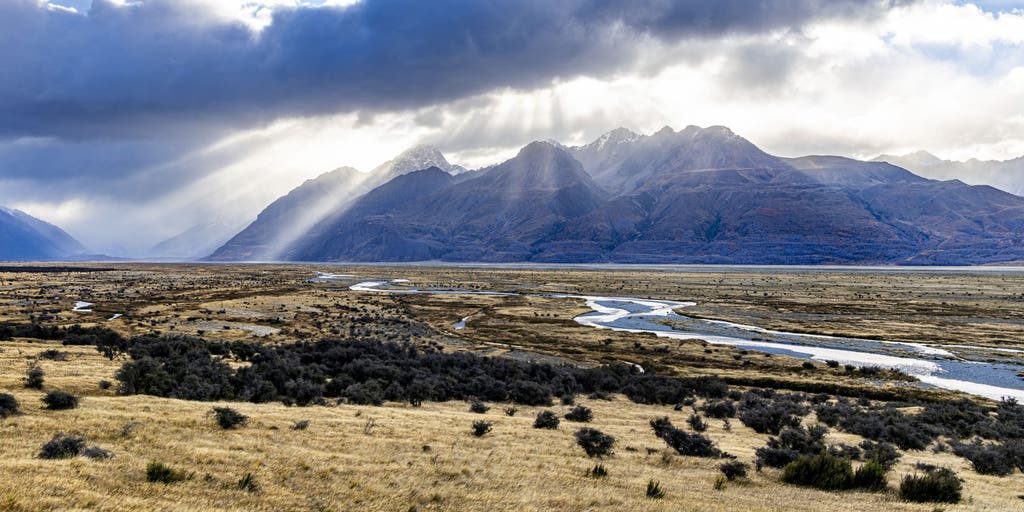 Pacific Ring of Fire: Magnitude 5.9 earthquake strikes New Zealand, prompting Tsunami Warning