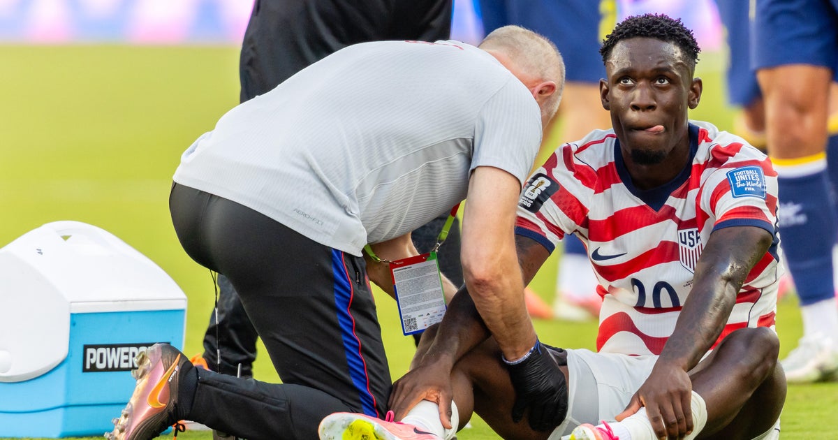 U.S. lead scorer Folarin Balogun's red card suspension lifted after Trump called FIFA president, sources say