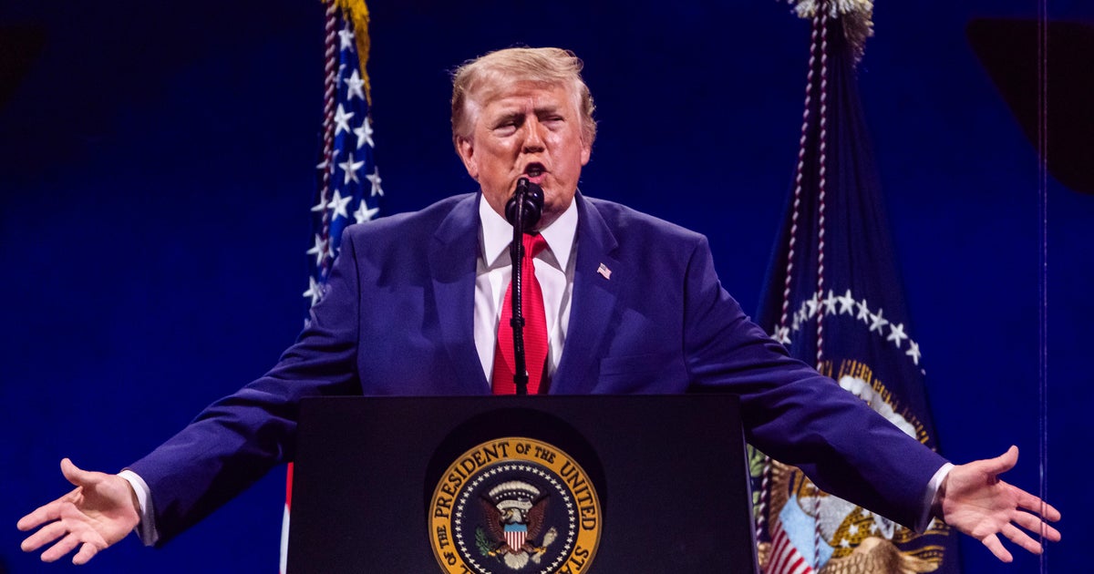 Trump Seeks To Put Himself Center Stage For US Independence Day