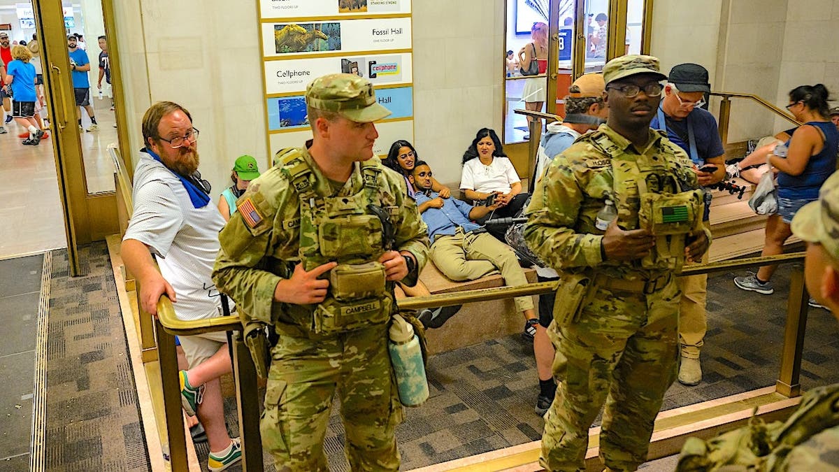 guests and National Guard take cover in Smithsonian museums