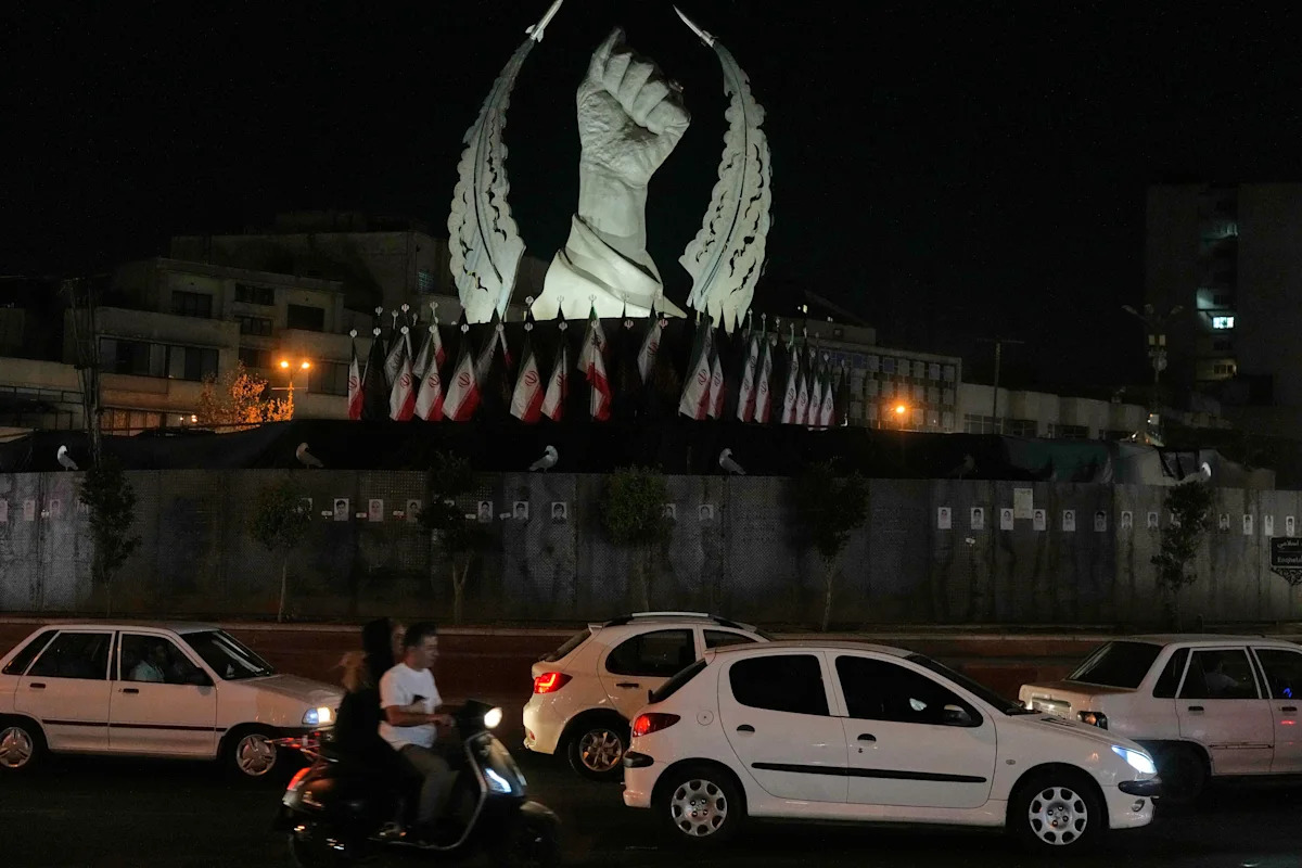 US bombing of Iran expands as American troops killed and Tehran retaliates against the Gulf states