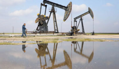 Oil falls more than $1 on greater flows despite US-Iran war