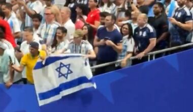 Argentina fan waves Israeli flag at World Cup match with Egypt | World Cup 2026