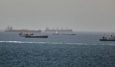 Mediators push US-Iran talks in Qatar and Oman to avert escalation | US-Israel war on Iran News
