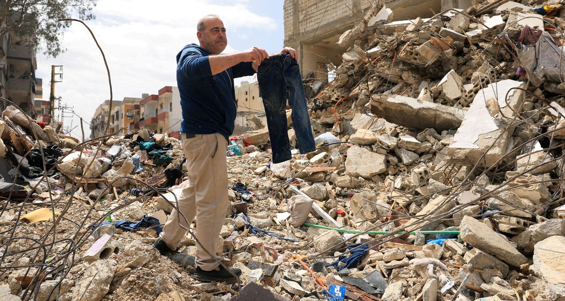 ‘Destroyed my whole life’: Lebanese families wiped out in Israeli attacks | Israel attacks Lebanon News