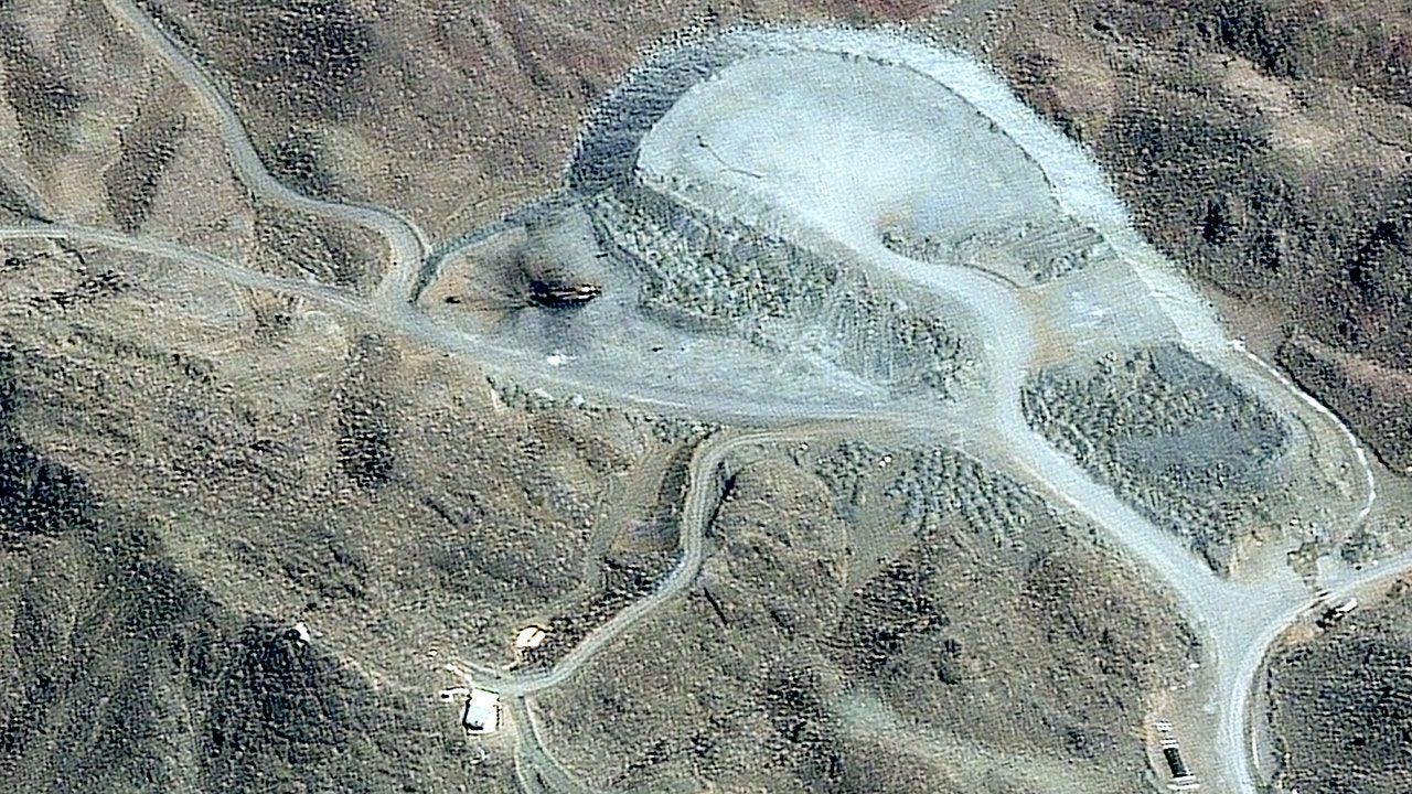 Experts warn Pickaxe Mountain nuclear site could be used to build atomic weapon