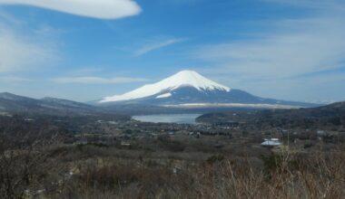 Head of Swiss euthanasia firm dies while climbing Mount Fuji; 99-year-old woman rescued