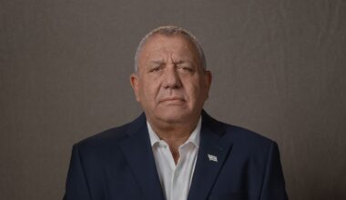 How Netanyahu’s Top General Became His Strongest Challenger
