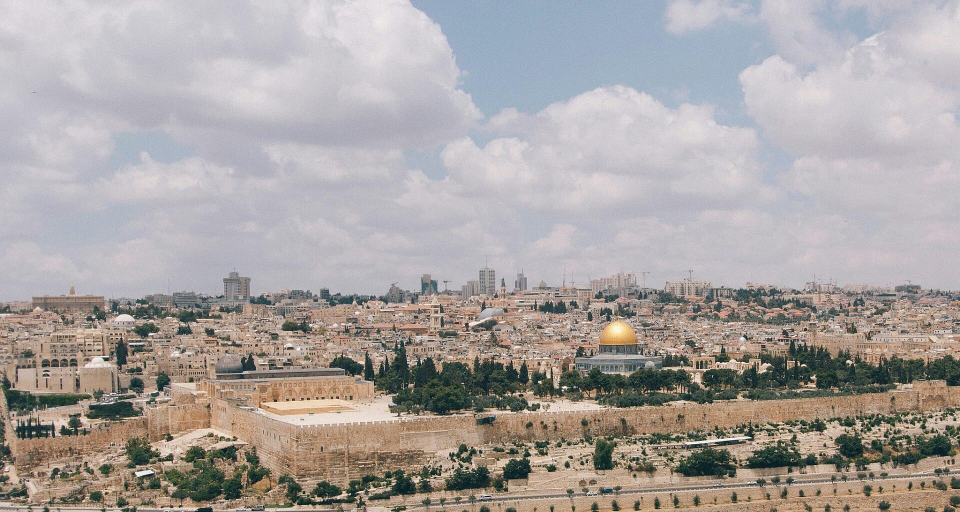 The Blogs: Tomorrow, I Fly to Dubai on an Israeli Passport. Naturally, I Have Pneumonia. | Talyah Ginsberg