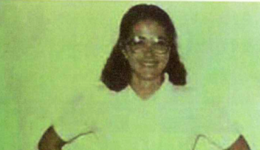 Remains found by kayakers in Florida identified as woman who vanished in 1985 as police seek killer