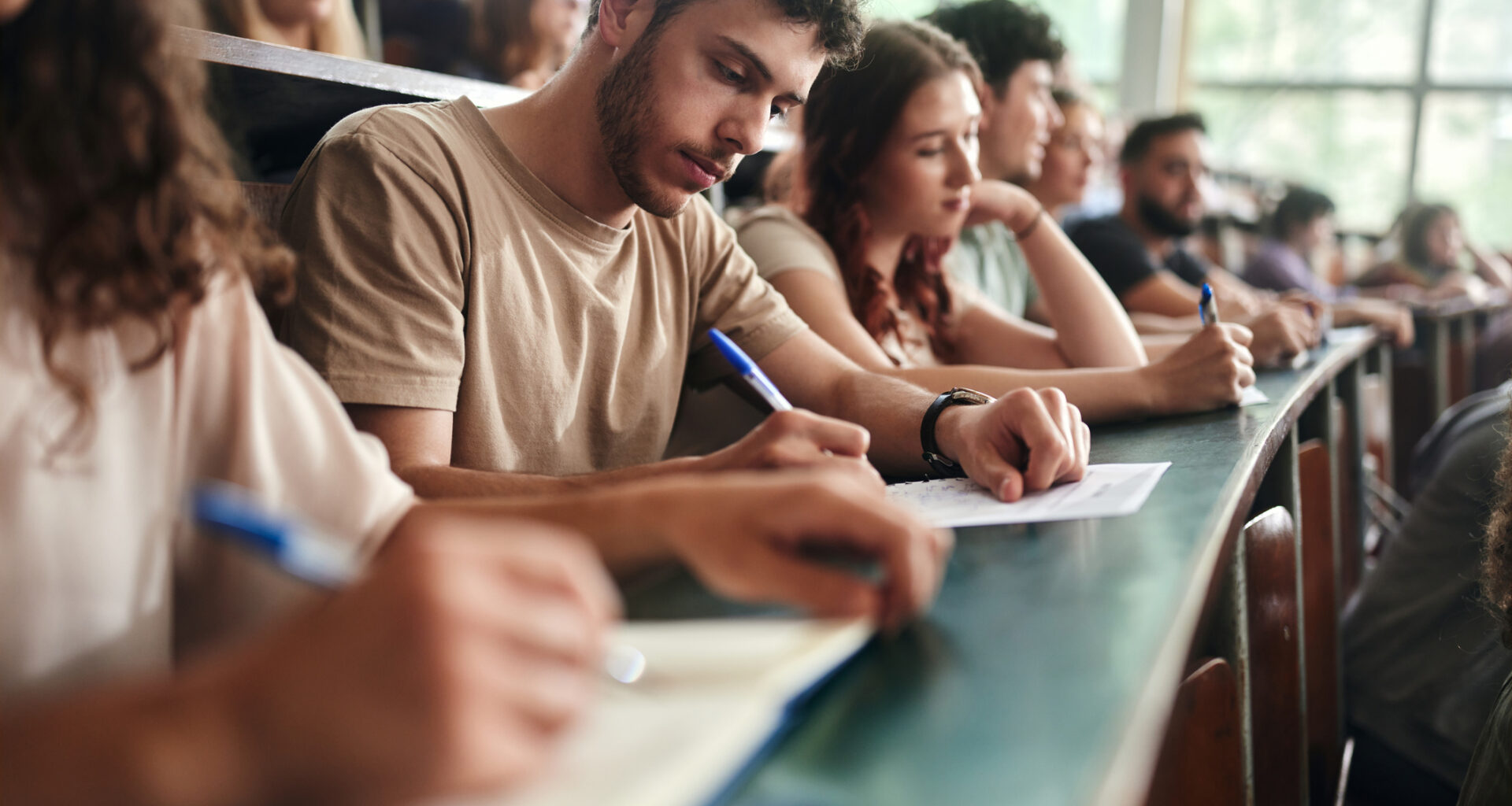 ICE Rule Limits F-1 Student Visa Stays to Four Years