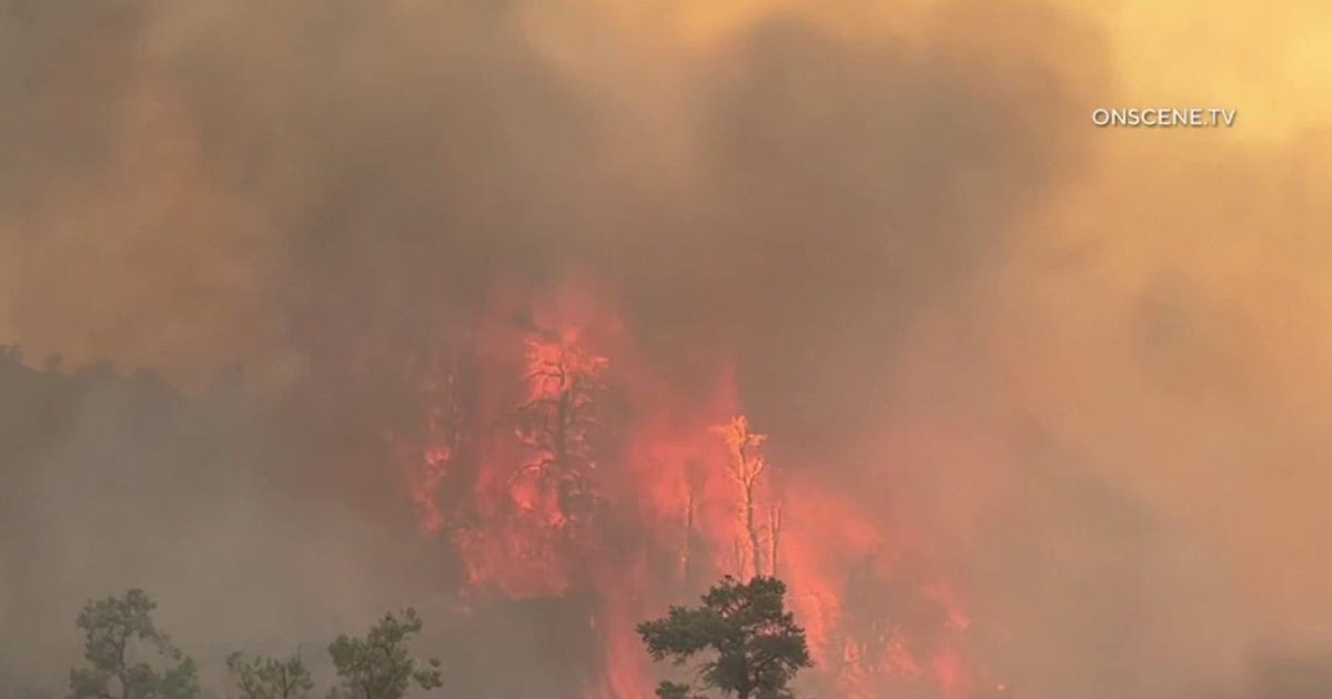 Summit Fire grows to 2,600+ acres in Antelope Valley, evacuations ordered