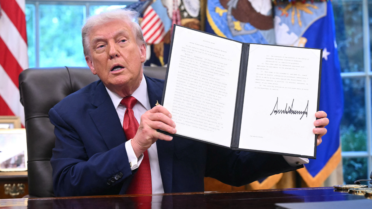 Trump holds TikTok executive order