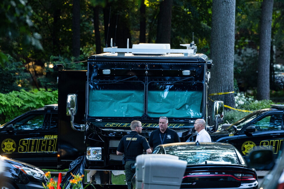 Man killed wife and 6 kids, then himself, before all were found in Michigan home fire, officials say
