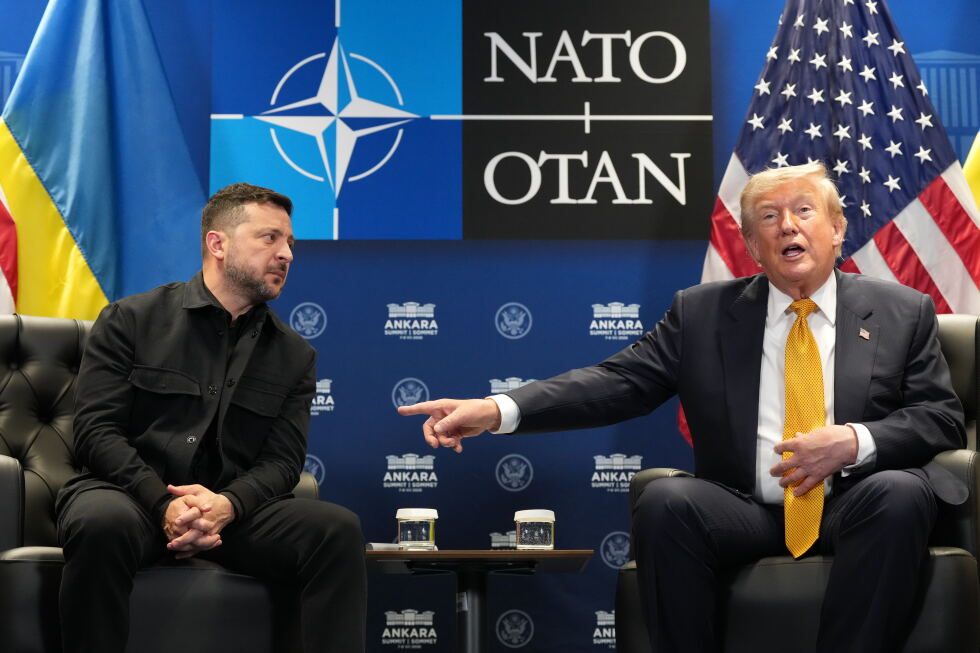 Zelenskyy says he and Trump have 'good meeting' before Graham funeral
