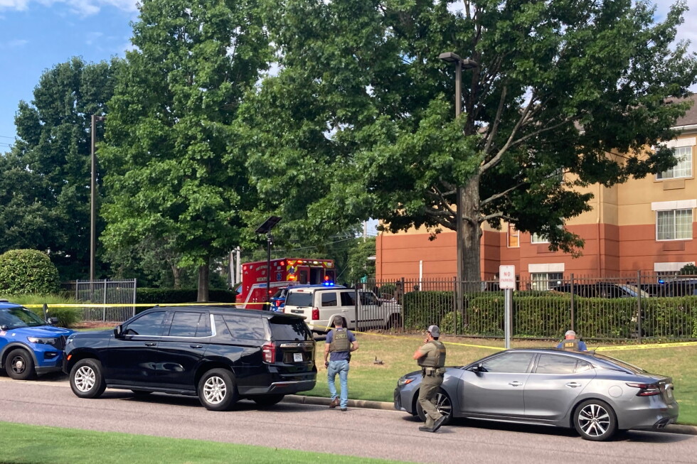 Federal task force agent in Memphis shoots and kills suspect while serving drug warrant